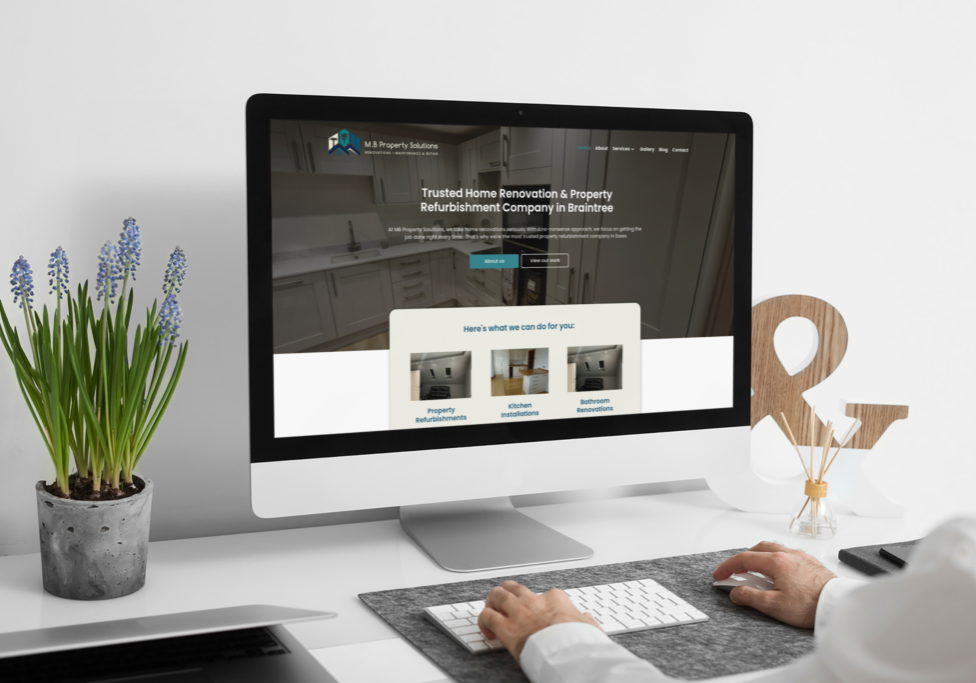 imac-mockup-of-a-man-working-2146-el1